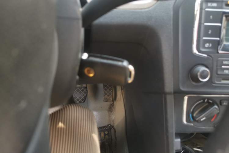 Used Volkswagen Jetta 2013 1.6L Manual Comfort Model Vehicle Key