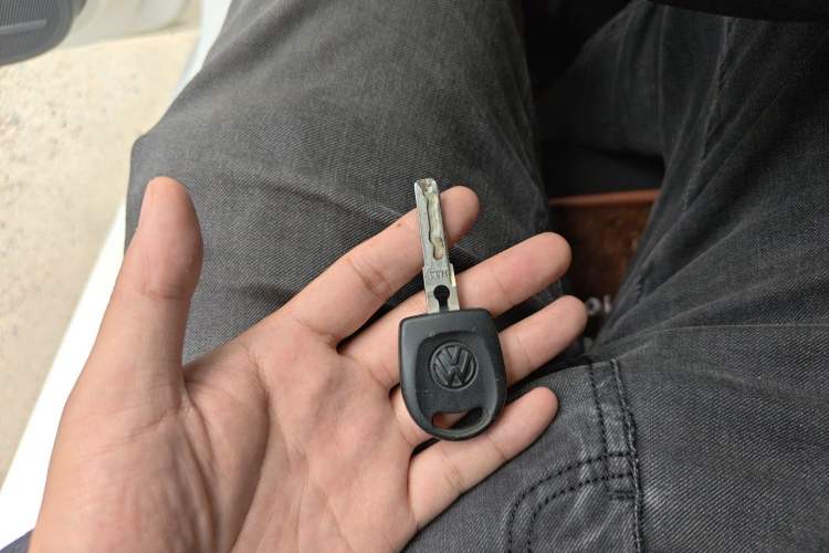 Used Volkswagen Jetta 2013 1.4L Manual Fashion Model Vehicle Key