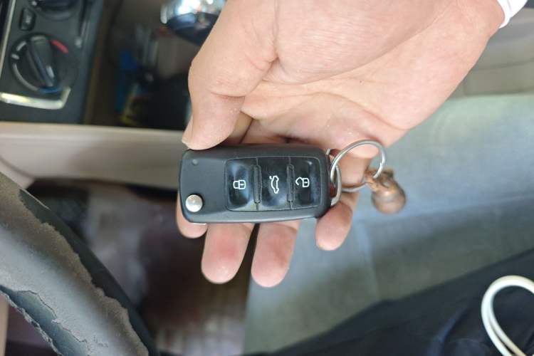 Used Volkswagen Jetta 2013 1.6L Automatic Comfort Model Vehicle Key