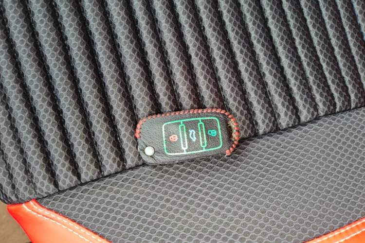 Used Volkswagen Jetta 2013 1.4L Manual Fashion Model Vehicle Key