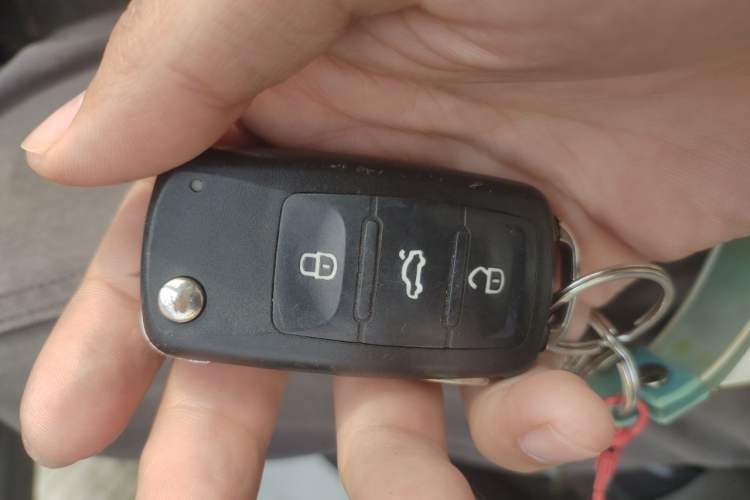 Used Volkswagen Jetta 2013 1.6L Manual Comfort Model Vehicle Key