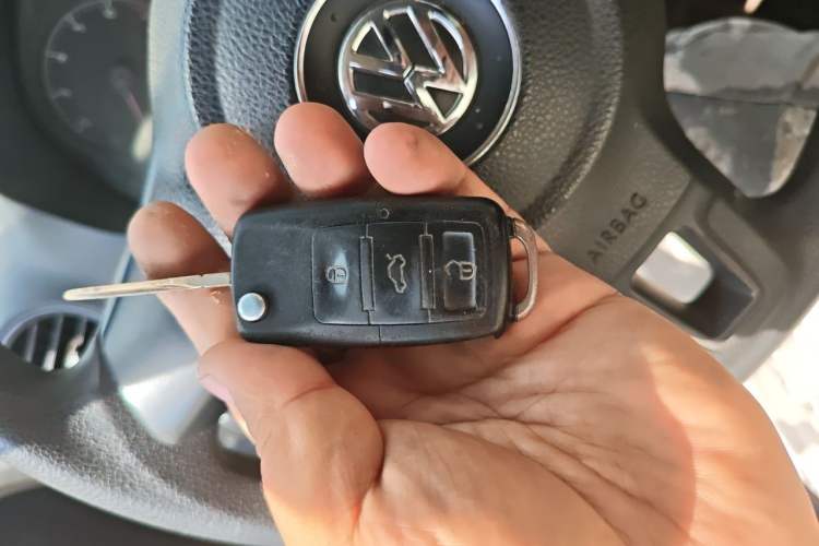 Used Volkswagen Jetta 2013 1.4L Manual Fashion Model Vehicle Key