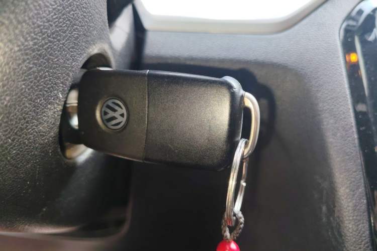 Used Volkswagen Jetta 2013 1.6L Automatic Luxury Model Vehicle Key