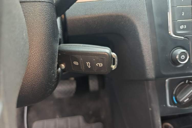 Used Volkswagen Jetta 2013 1.6L Automatic Comfort Model Vehicle Key