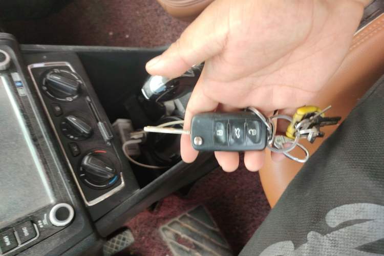 Used Volkswagen Jetta 2013 1.6L Automatic Comfort Model Vehicle Key