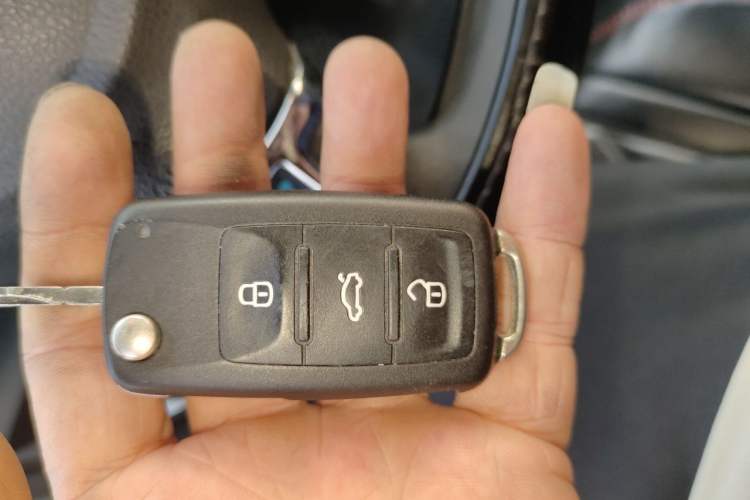 Used Volkswagen Jetta 2013 1.6L Manual Comfort Model Vehicle Key