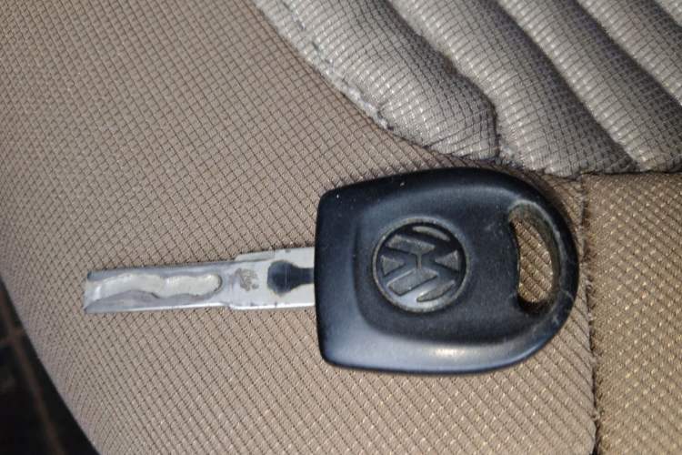 Used Volkswagen Jetta 2013 1.4L Manual Fashion Model Vehicle Key