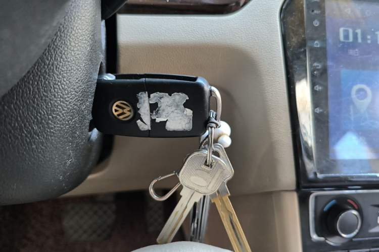 Used Volkswagen Jetta 2013 1.6L Automatic Luxury Model Vehicle Key