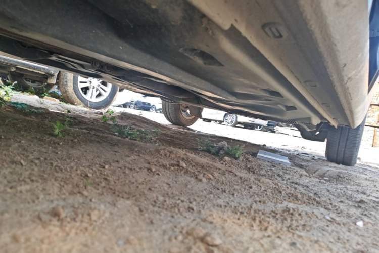 Used Volkswagen Jetta 2013 1.6L Manual Comfort Model Chassis Front Left