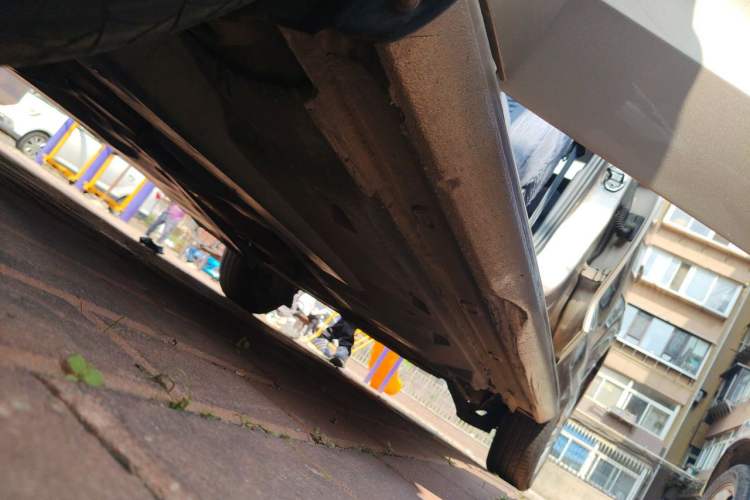Used Volkswagen Jetta 2013 1.6L Manual Fashion Edition Chassis Front Left