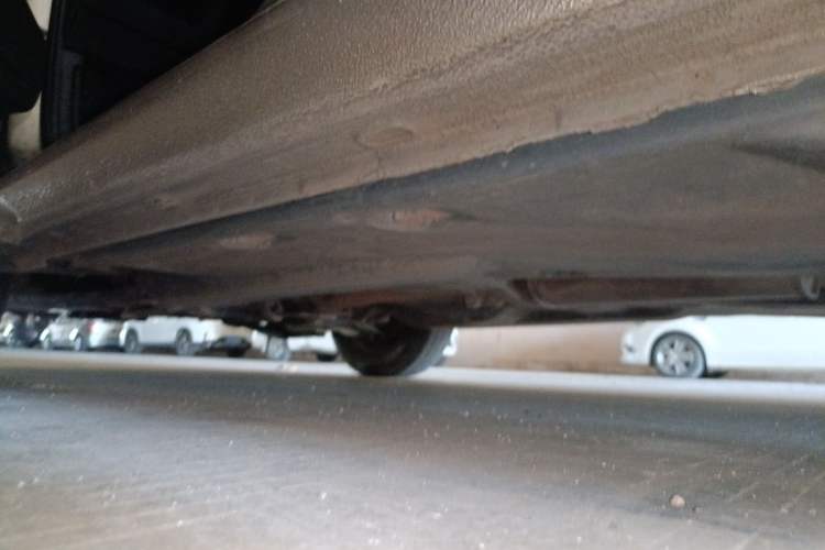 Used Volkswagen Jetta 2013 1.6L Automatic Fashion Model Chassis Rear Left