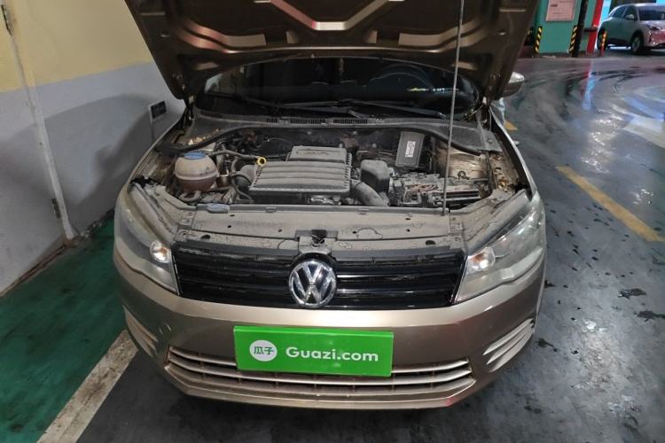 Used Volkswagen Jetta 2013 1.4L Manual Fashion Model Engine Bay