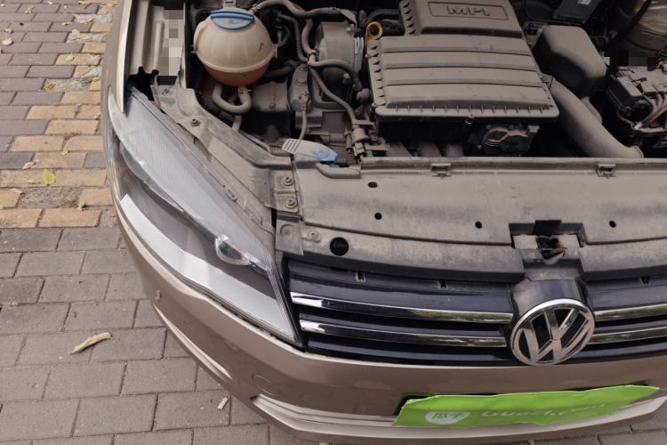 Used Volkswagen Jetta 2013 1.6L Manual Fashion Edition Engine Bay Right