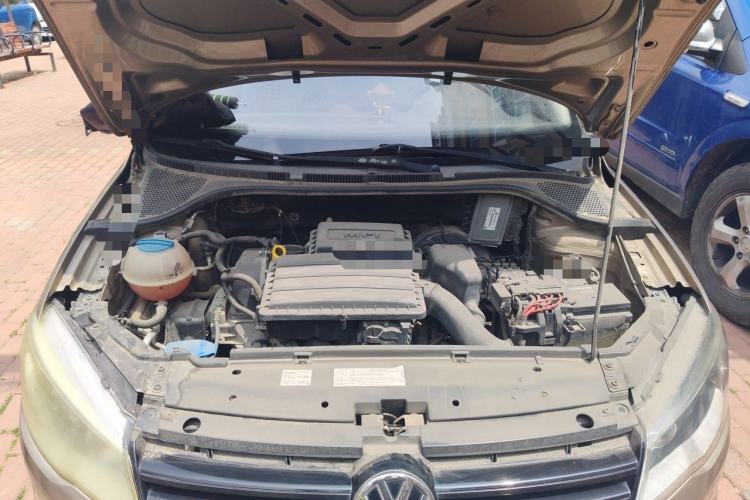 Used Volkswagen Jetta 2013 1.6L Manual Fashion Edition Engine Bay