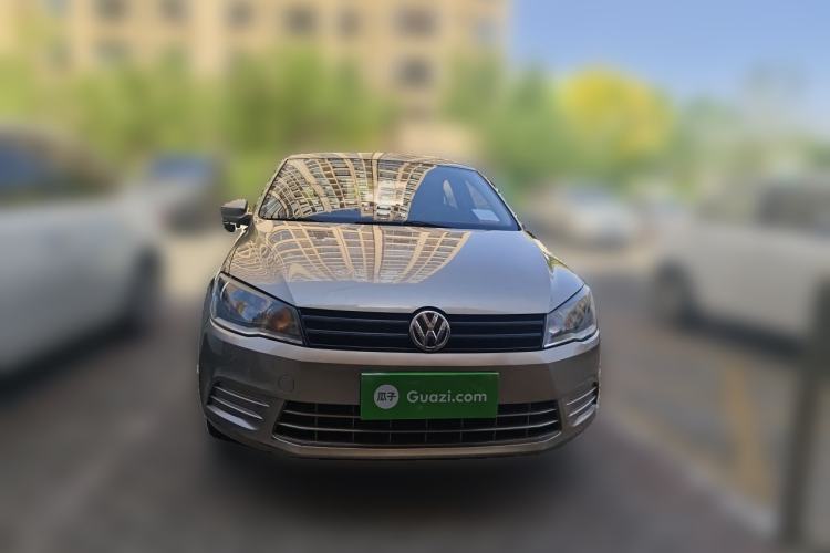 Used Volkswagen Jetta 2013 1.6L Manual Fashion Edition Front