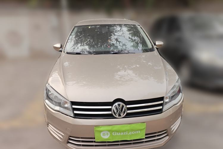 Used Volkswagen Jetta 2013 1.6L Manual Fashion Edition Front