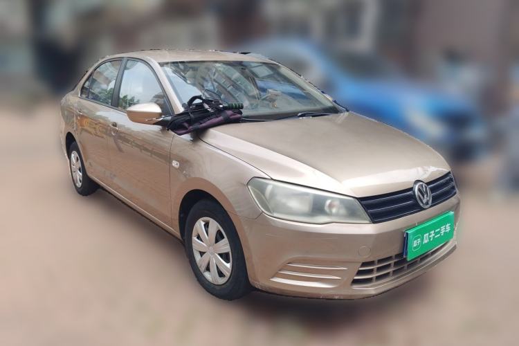 Used Volkswagen Jetta 2013 1.6L Manual Fashion Edition Front Right 45 Deg