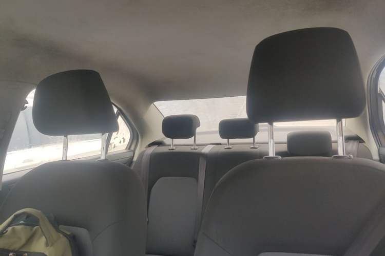 Used Volkswagen Jetta 2013 1.6L Manual Fashion Edition Headliner