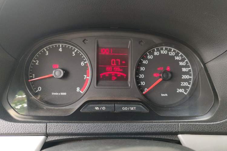 Used Volkswagen Jetta 2013 1.6L Manual Comfort Model Instrument Cluster