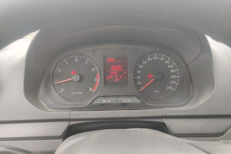 Used Volkswagen Jetta 2013 1.6L Manual Fashion Edition Instrument Cluster