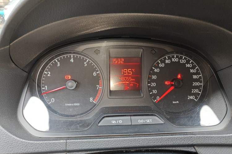 Used Volkswagen Jetta 2013 1.6L Manual Fashion Edition Instrument Cluster