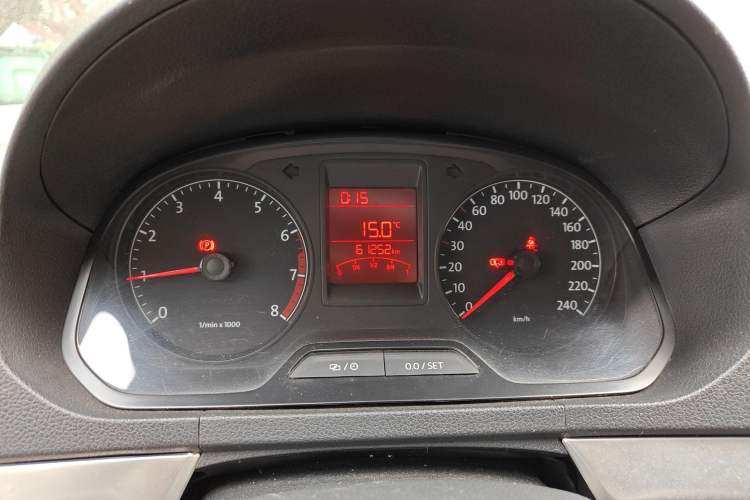 Used Volkswagen Jetta 2013 1.6L Manual Fashion Edition Instrument Cluster