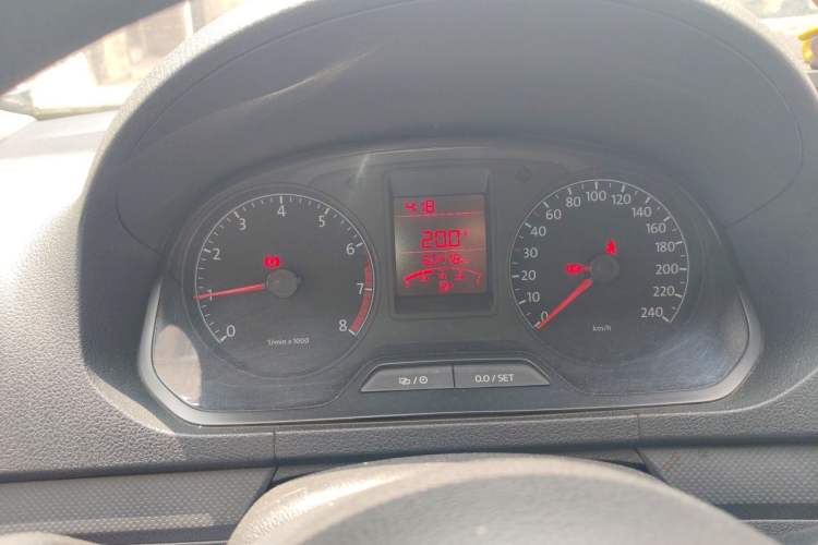 Used Volkswagen Jetta 2013 1.6L Manual Fashion Edition Instrument Cluster