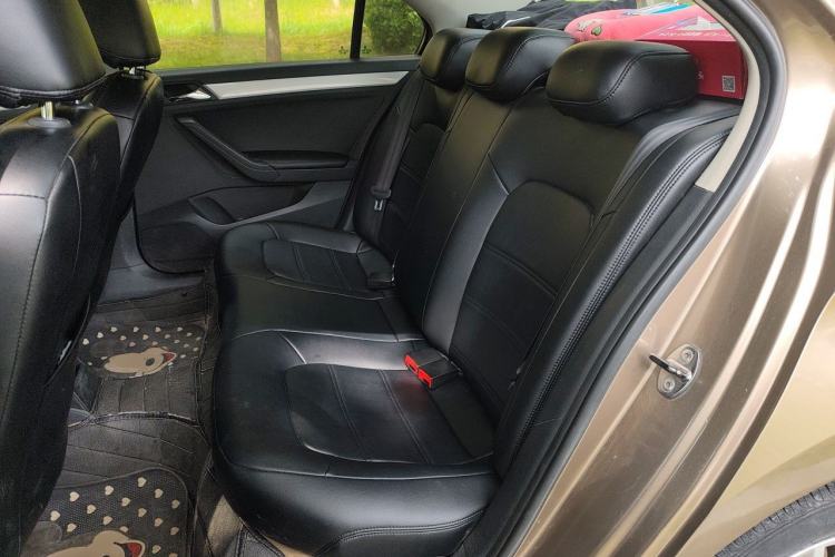 Used Volkswagen Jetta 2013 1.6L Manual Comfort Model Left Rear Seat