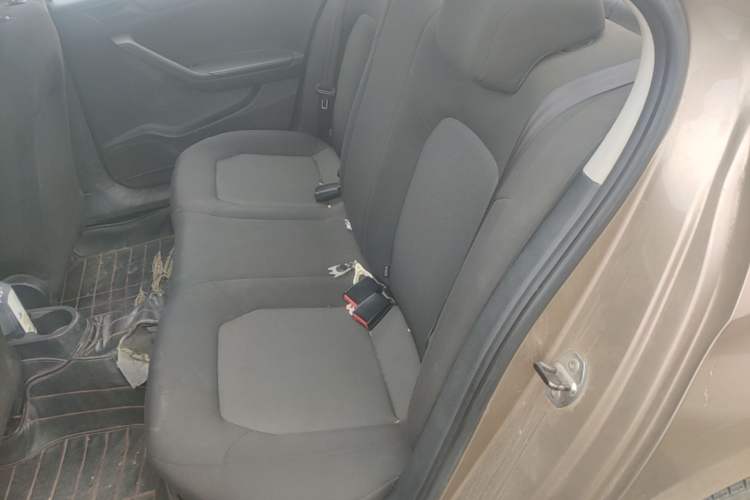 Used Volkswagen Jetta 2013 1.6L Manual Fashion Edition Left Rear Seat