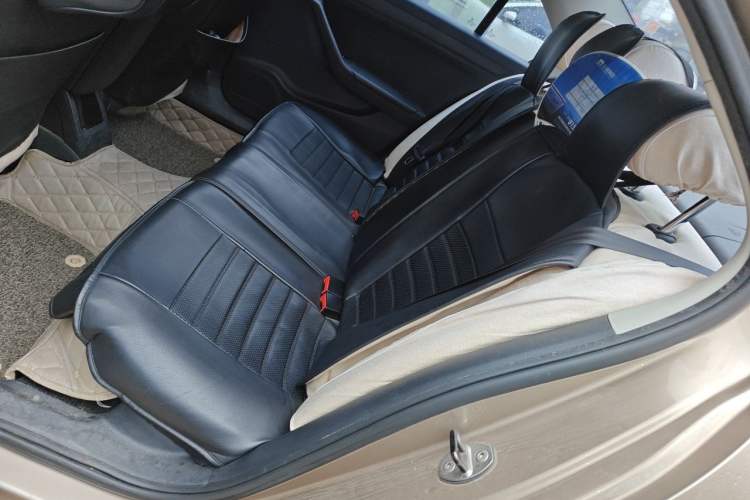 Used Volkswagen Jetta 2013 1.6L Manual Fashion Edition Left Rear Seat