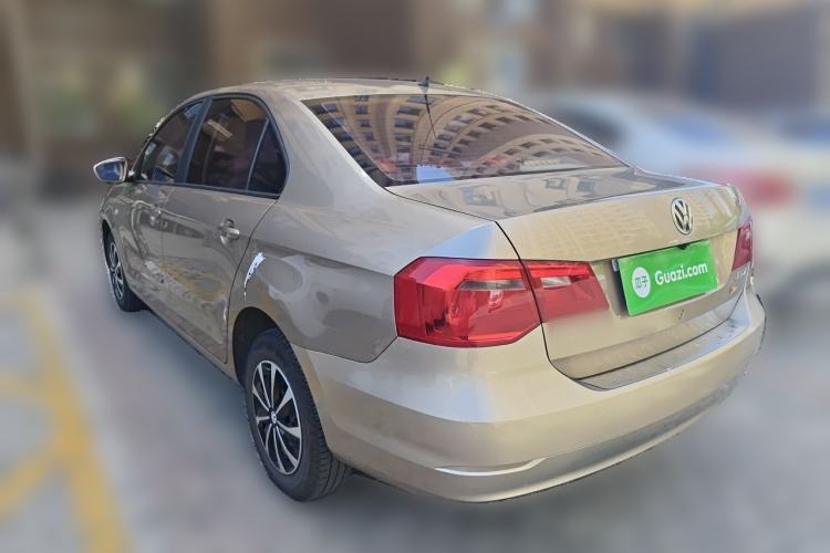 Used Volkswagen Jetta 2013 1.6L Manual Fashion Edition Rear Left 45 Deg