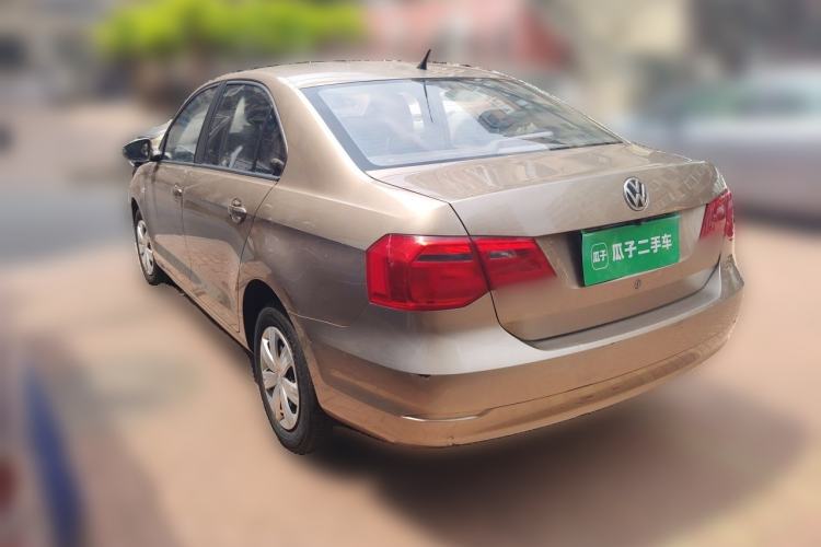 Used Volkswagen Jetta 2013 1.6L Manual Fashion Edition Rear Left 45 Deg