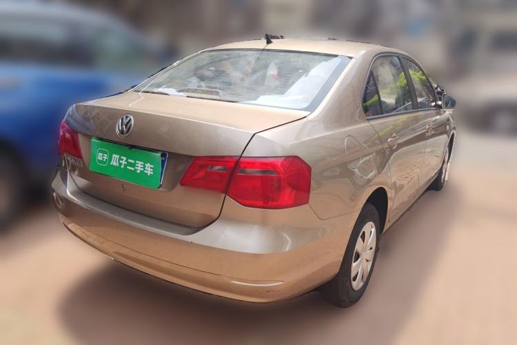 Used Volkswagen Jetta 2013 1.6L Manual Fashion Edition Rear Right 45 Deg