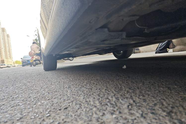Used Volkswagen Jetta 2015 1.6L Manual Comfort Model Chassis Rear Left