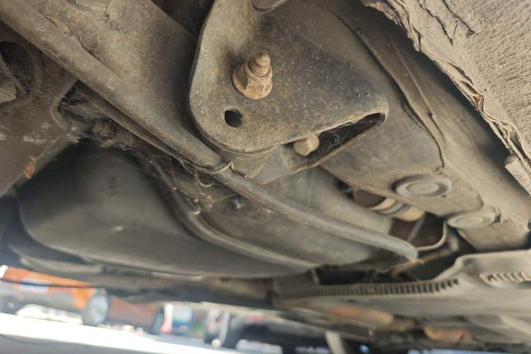 Used Volkswagen Jetta 2015 1.6L Manual Fashion Edition Chassis Rear Right
