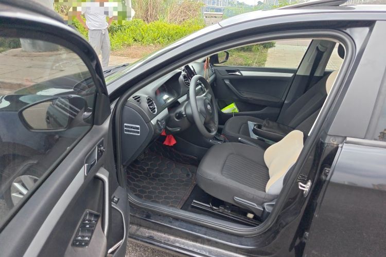 Used Volkswagen Jetta 2015 1.6L Automatic Comfort Model Driver Seat