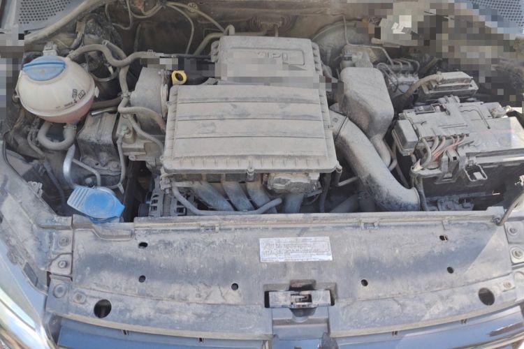 Used Volkswagen Jetta 2015 1.6L Automatic Fashion Model Engine Bay