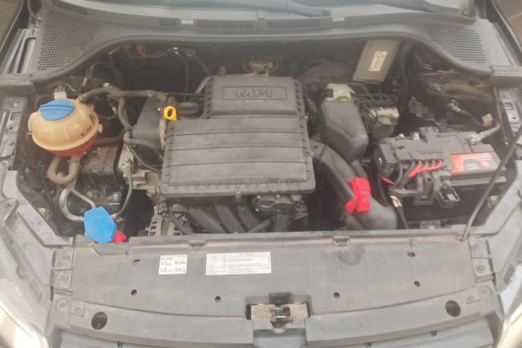 Used Volkswagen Jetta 2015 1.4L Manual Fashion Model Engine Bay