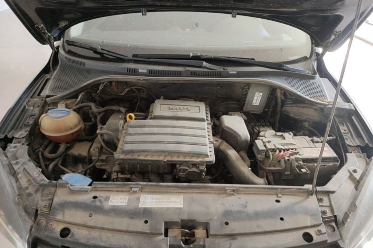 Used Volkswagen Jetta 2015 1.4L Manual Comfort Model Engine Bay