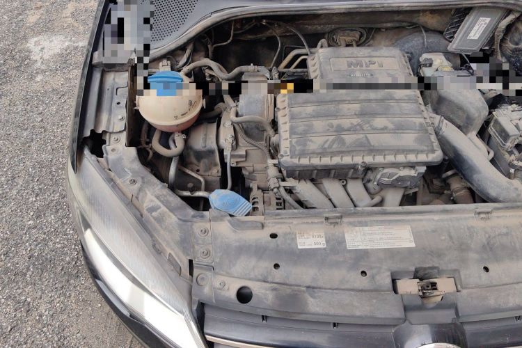Used Volkswagen Jetta 2015 1.6L Automatic Comfort Model Engine Bay Right