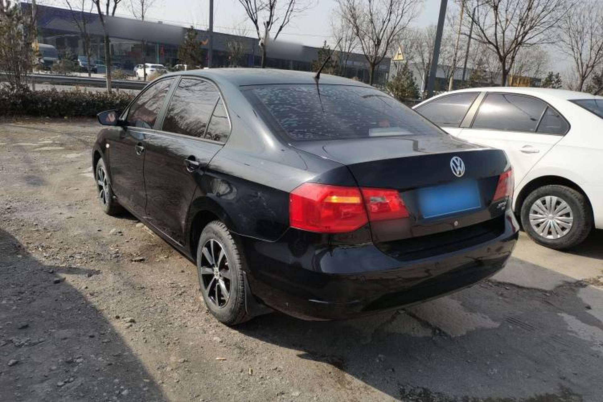 Used Volkswagen Jetta 2015 Value Edition 1.6L Manual Fashionable Style Exterior 2