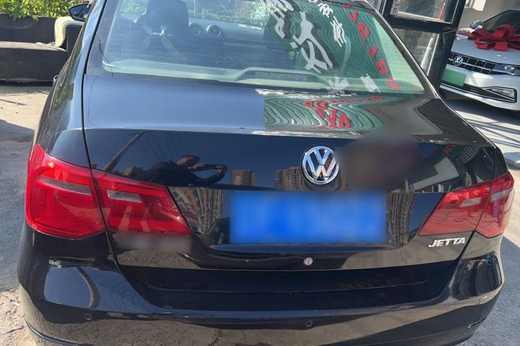 Used Volkswagen Jetta 2015 1.6L Automatic Comfort Model Exterior 4