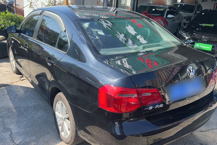 Used Volkswagen Jetta 2015 1.6L Automatic Comfort Model Exterior 5