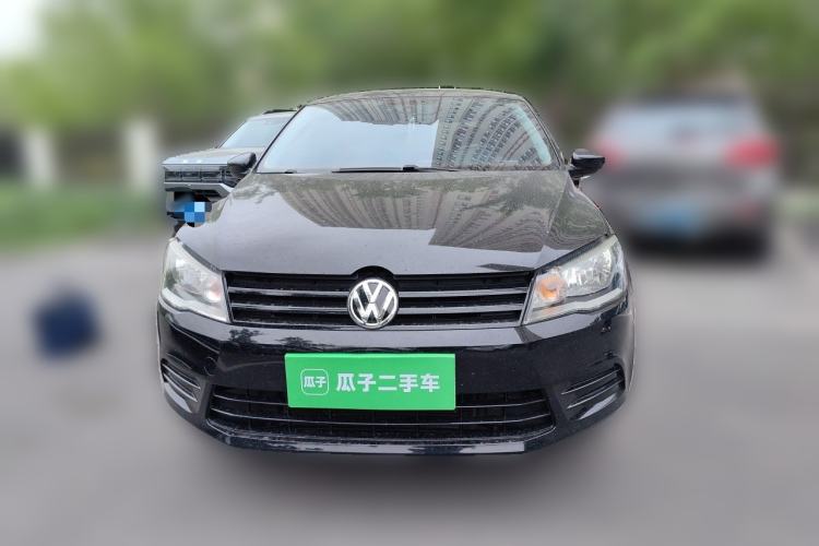 Used Volkswagen Jetta 2015 Value Edition 1.6L Manual Fashionable Style Front