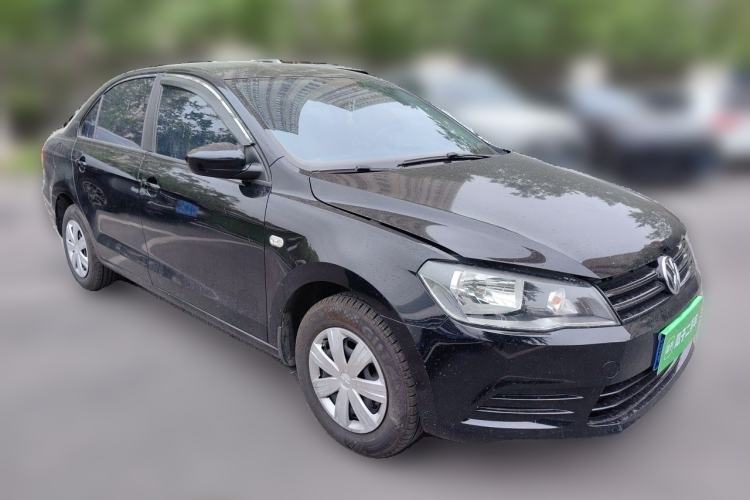 Used Volkswagen Jetta 2015 Value Edition 1.6L Manual Fashionable Style Front Right 45 Deg