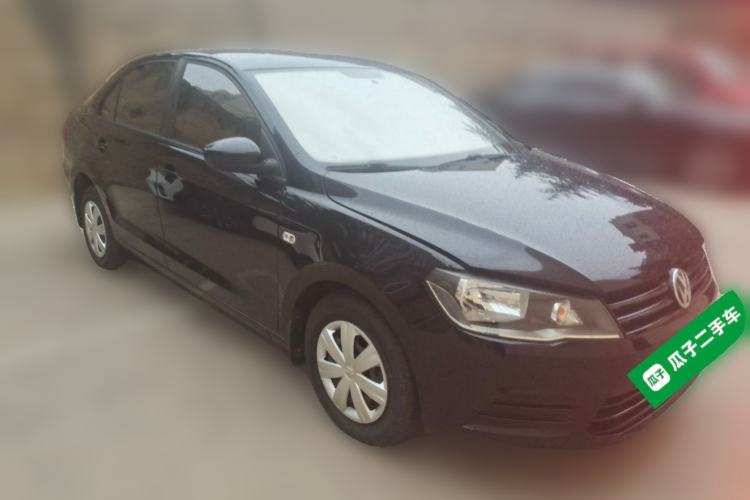 Used Volkswagen Jetta 2015 1.4L Manual Fashion Model Front Right 45 Deg