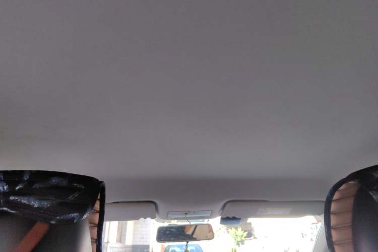 Used Volkswagen Jetta 2015 Value Edition 1.6L Manual Fashionable Style Headliner
