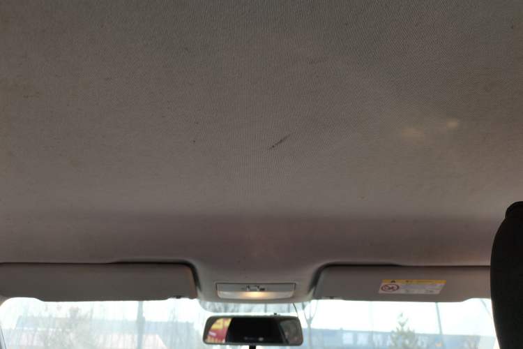 Used Volkswagen Jetta 2015 Value Edition 1.6L Manual Fashionable Style Headliner