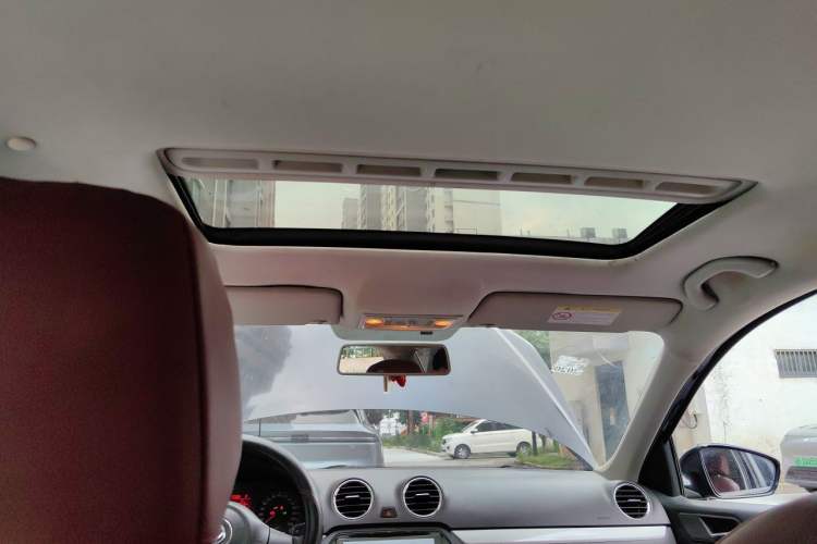 Used Volkswagen Jetta 2015 1.6L Automatic Comfort Model Headliner