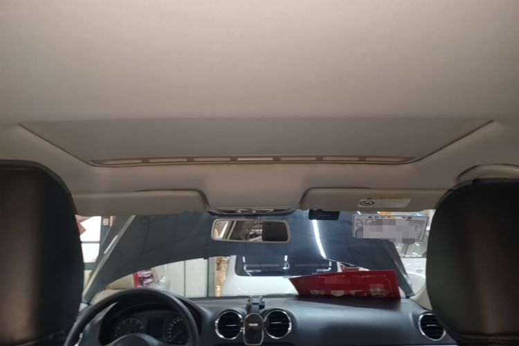 Used Volkswagen Jetta 2015 1.6L Automatic Comfort Model Headliner